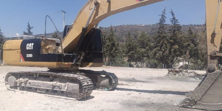 CATERPILLAR EXCAVATOR 320D