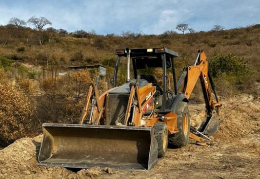 CASE 580M BACKHOE LOADER